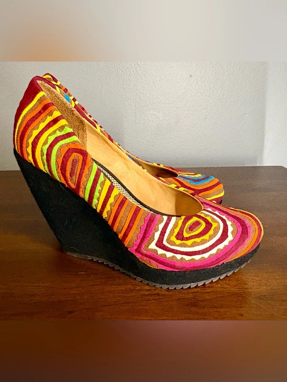 Handmade Guatemalan Textile Wedge Heels Multicolor Boho Geometric Pattern - sz 6